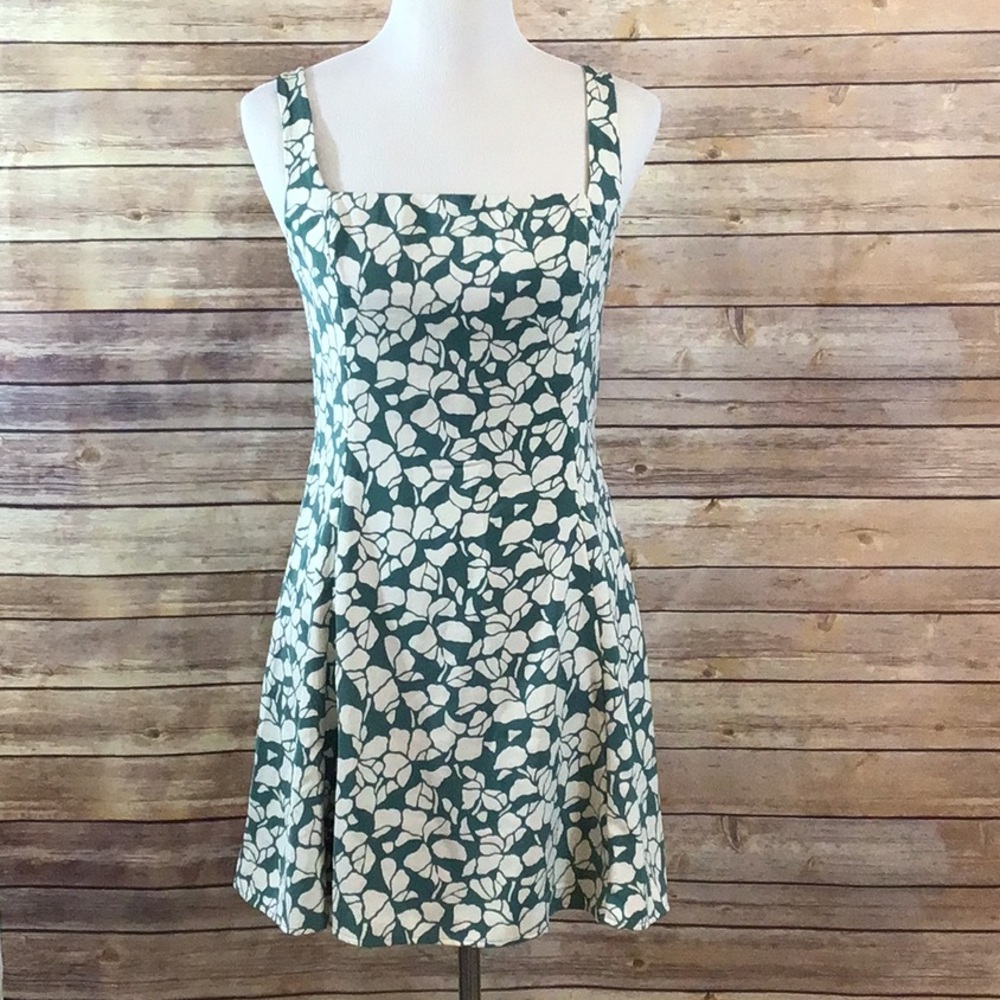 Abercrombie and Fitch Green and White Floral Dress